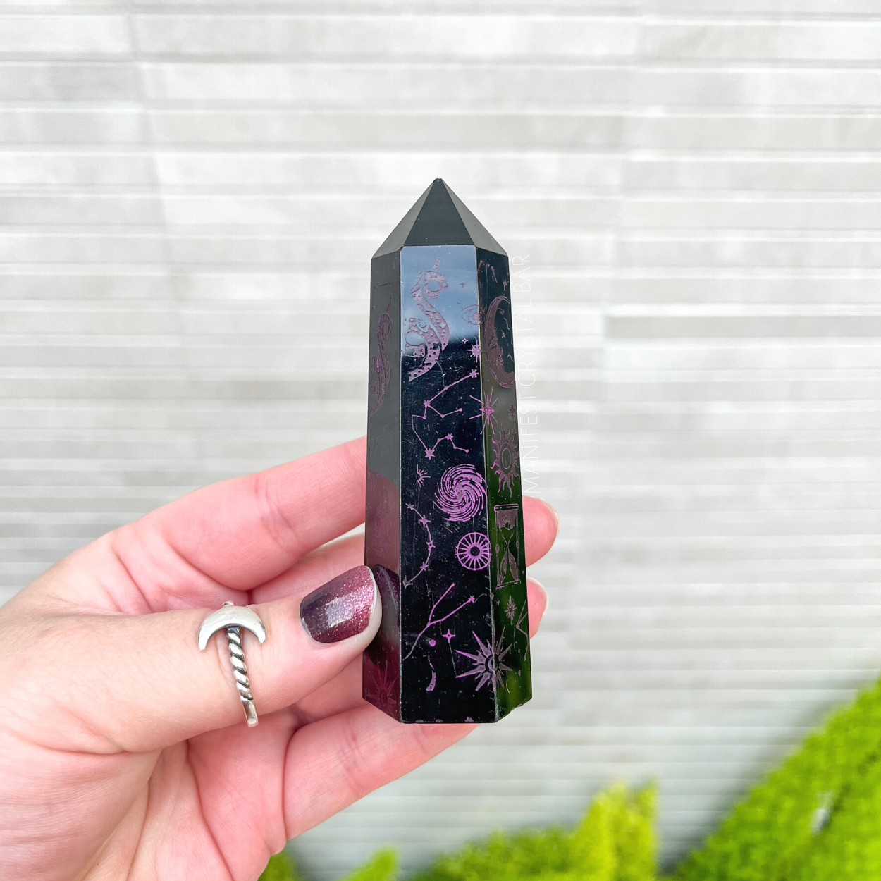 Etched Obsidian Tower - Dark Pink